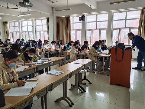 教学观摩1.jpg 雷火电竞亚洲官网