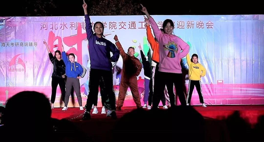 mmexport1541401337679.jpg 雷火电竞亚洲官网